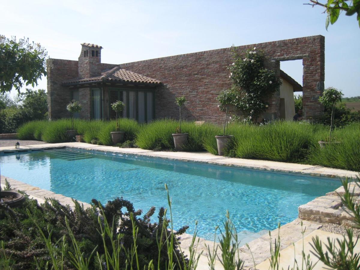 Borgo 69 Villas & Suites Foiano Della Chiana Exterior foto